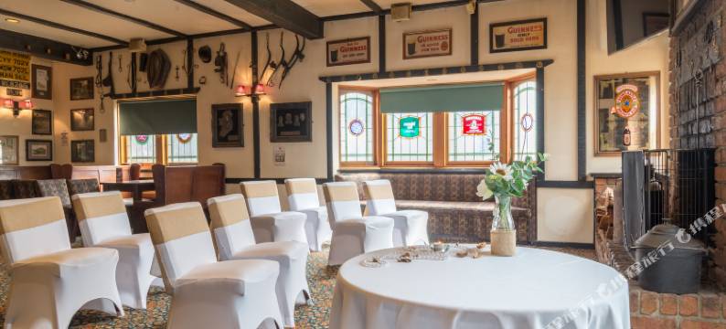 米克奥西斯酒店(Mick O'Sheas)图片