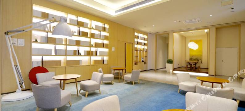 无忧里国际酒店(上海浦东陆家嘴金融贸易区世贸滨江店)图片