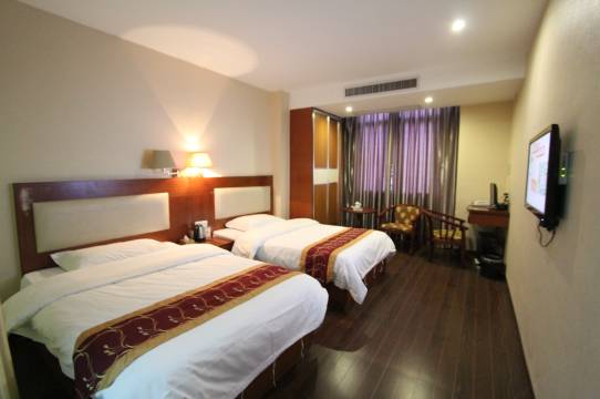 阳春香槟小镇客栈朝阳路店