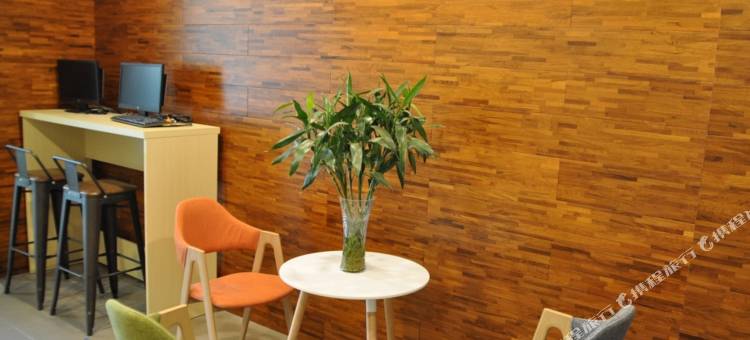 轻住酒店·嗨友优选(长途汽车总站店)图片