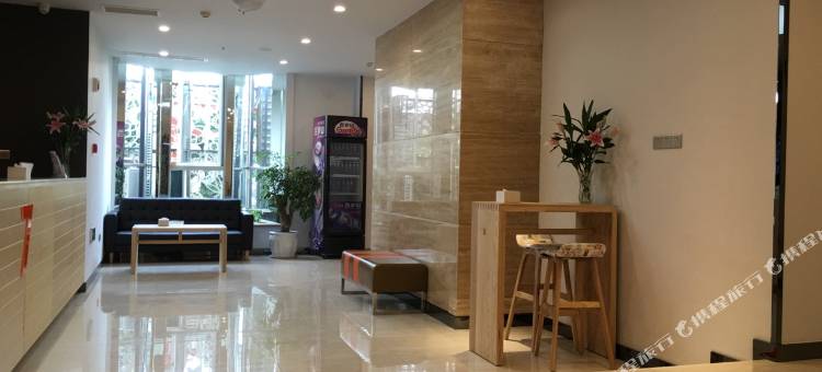 7天优品酒店(宜宾莱茵河畔店)图片