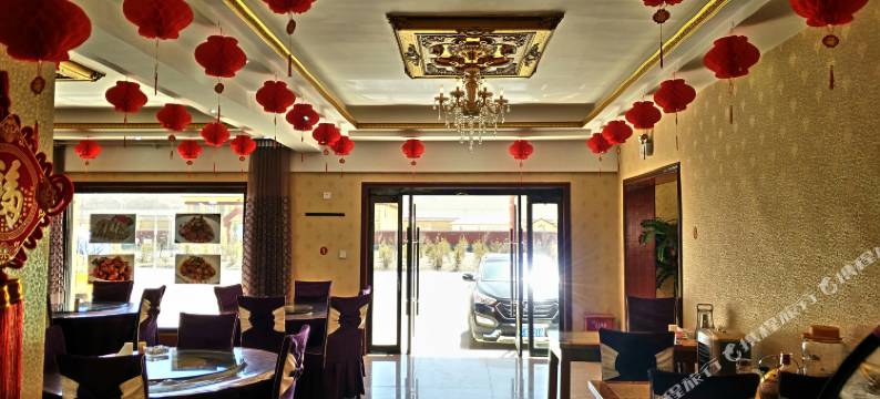 当雄圣湖假日酒店图片