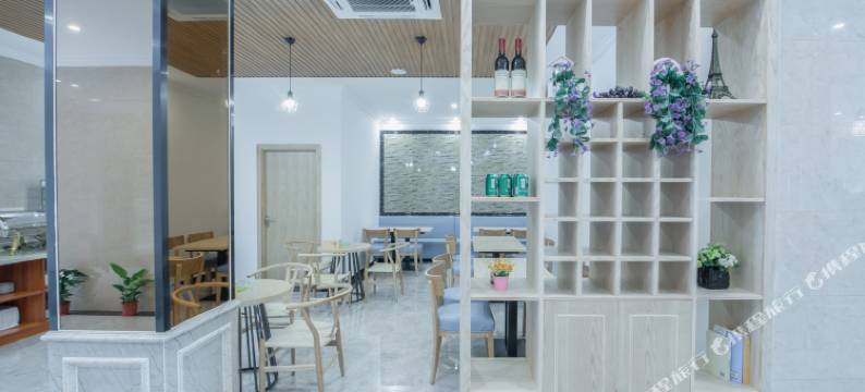 阳澄之星商旅酒店(苏州唯亭镇戈巷街地铁站店)图片