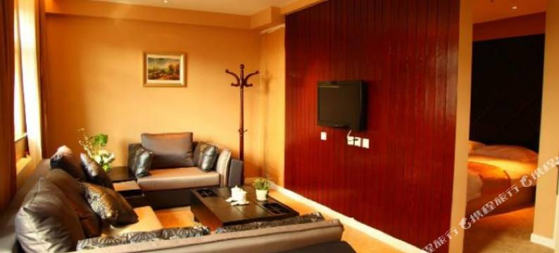 承德塞拉维酒店(避暑山庄火车站店)图片