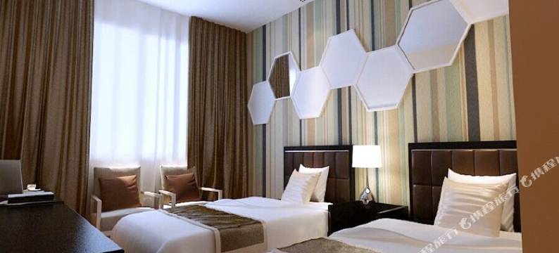 卢氏帝都时尚酒店图片