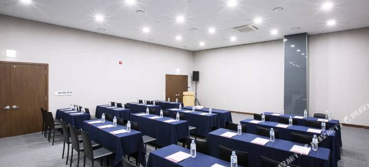 华美达济州市酒店(Ramada by Wyndham Jeju City Hall)图片