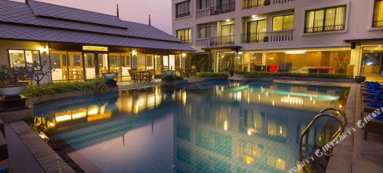 拉萨尔水疗套房酒店(Lasalle Suites Hotel & Residence)图片
