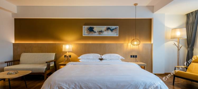 临颍君子阑酒店(南街村景区店)图片