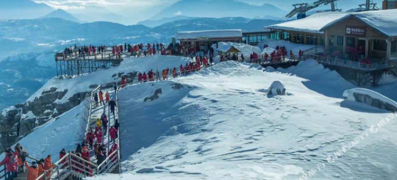 丽江束河五彩里阁客栈图片