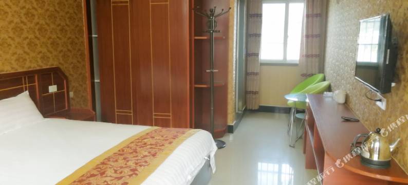 钟祥石门生态山庄图片