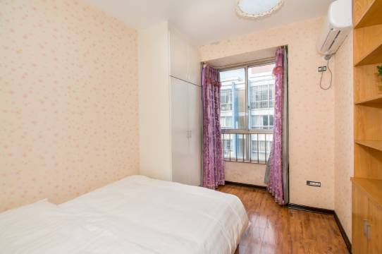 桂林此陈晓非彼陈晓普通公寓