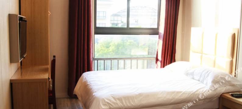 鑫寓酒店(昆山花桥绿地大道店)图片