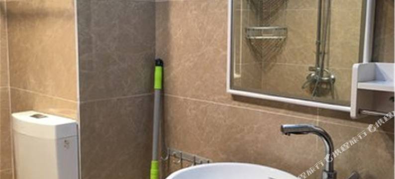 武汉寓见客栈图片