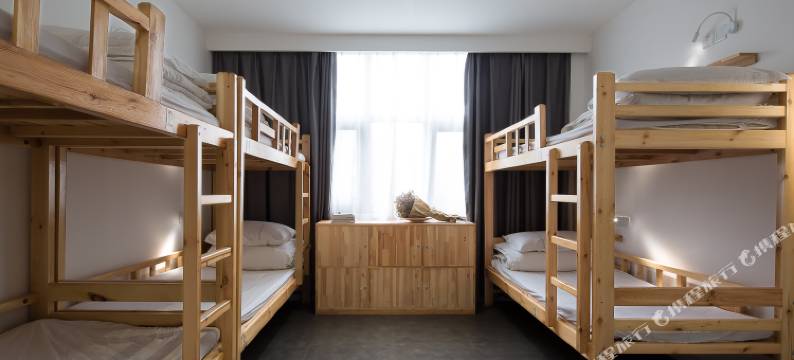 比邻青年客栈(洛阳龙门站店)图片