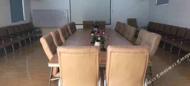 沃德阿拉丁酒店(滕州火车站店)图片