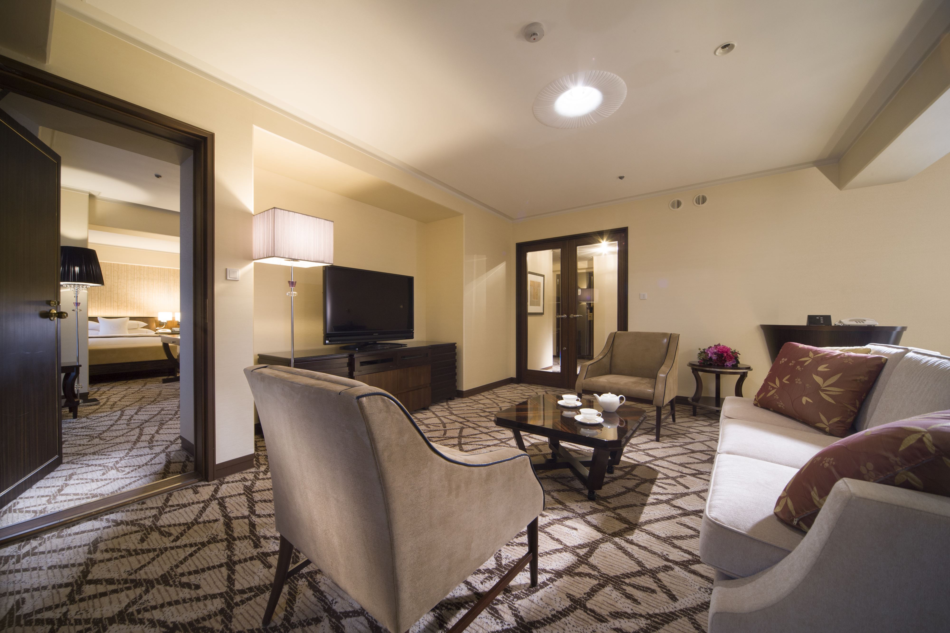 Sheraton Miyako Hotel Osaka Over view