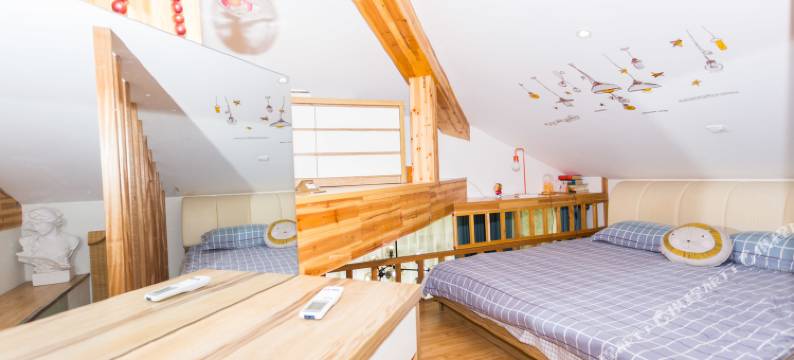 上海小猪_快跑特色民宿(咖啡饮 东江湾路店分店)图片