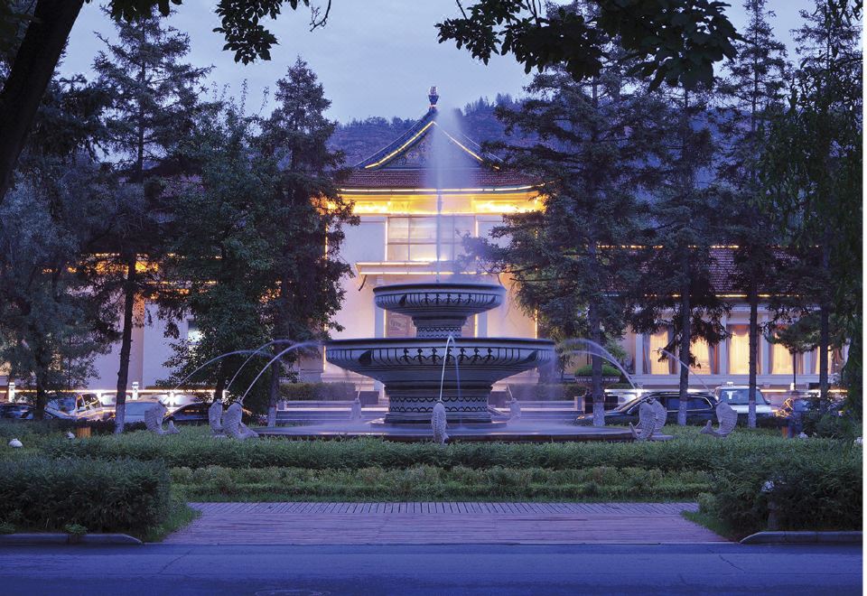 烟台亚细亚大酒店外景图