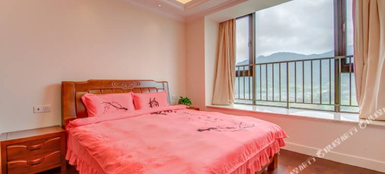 珠海情侣路歌剧院旁3房东南向壮阔海景居公寓(朝阳路分店)图片