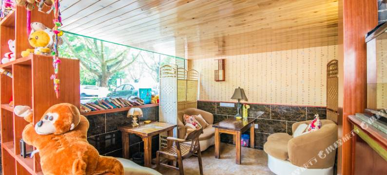 峨眉山布拉格春天酒店图片