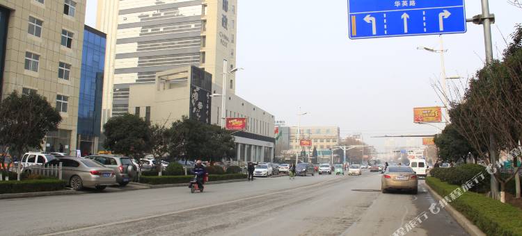 银座精宿酒店(菏泽中华路银座商城火车站店)图片