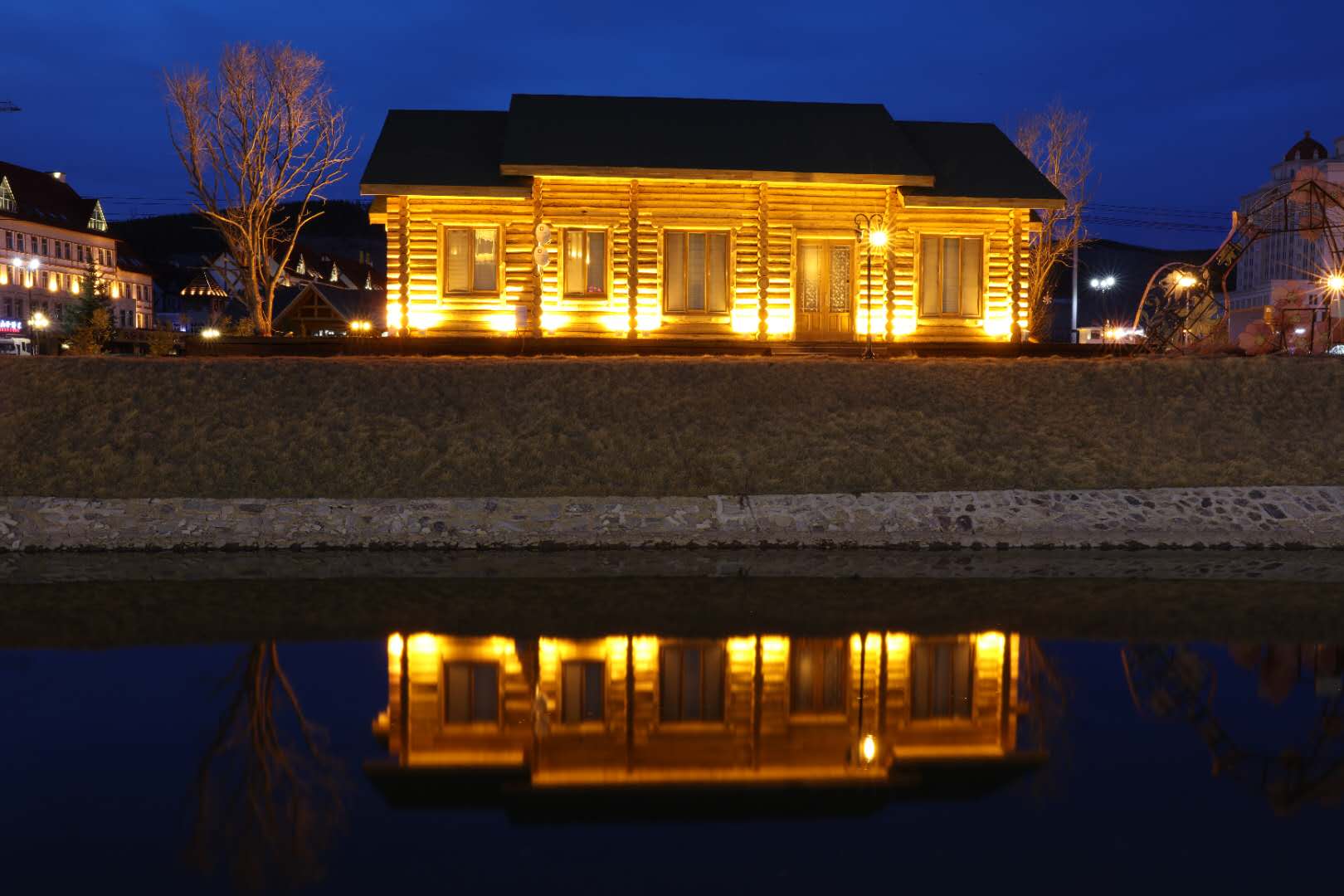 Halun Hotel Over view