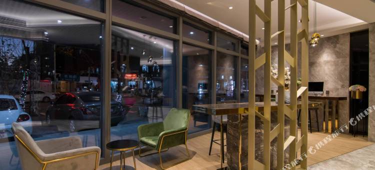 驿居酒店(昆明金马碧鸡坊书林街彩云里店)图片