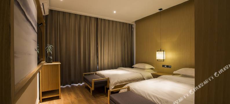 云台山探宿酒店(岸上服务区店)图片