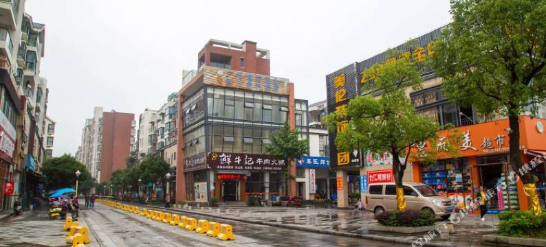 桂林山水间的家公寓(平桂西路分店)图片