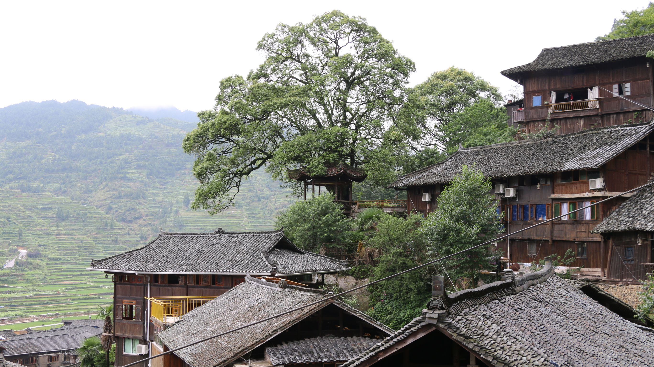 Guishang Yishan Guesthouse Over view