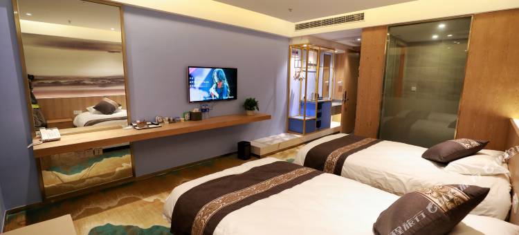 睿柏·云酒店(慈溪杭州湾水世界店)图片