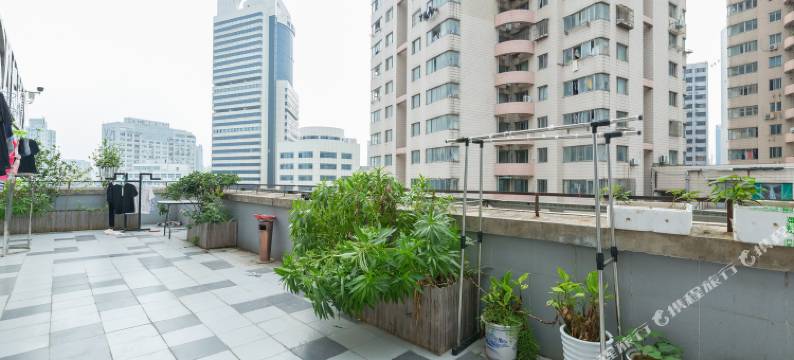 上海您得小家在这里公寓(曲阳新村分店)图片