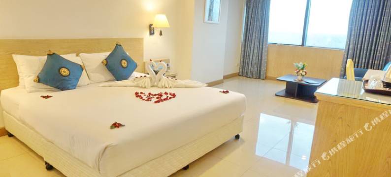 斯里纳卡林海湾酒店(Bay Hotel Srinakarin)图片