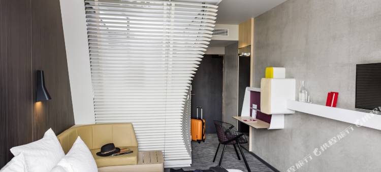 巴黎 Rueil Malmaison OKKO 酒店(OKKO HOTELS Paris Rueil Malmaison)图片