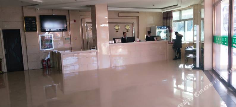 阿拉善左旗沙漠王酒店图片