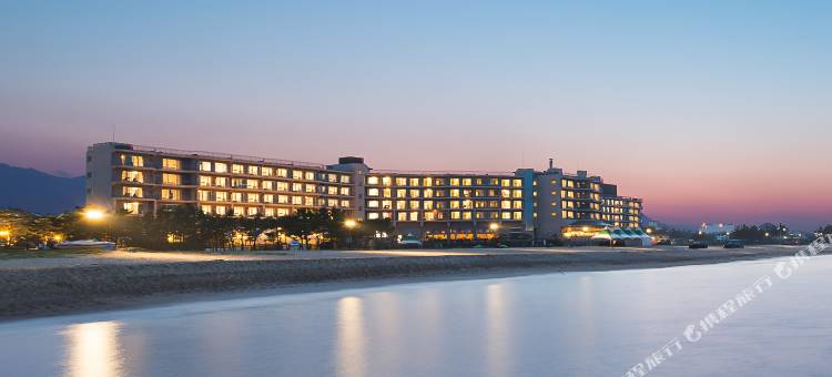 雪岳海滩肯辛顿度假村(Kensington Resort Seorak Beach)图片