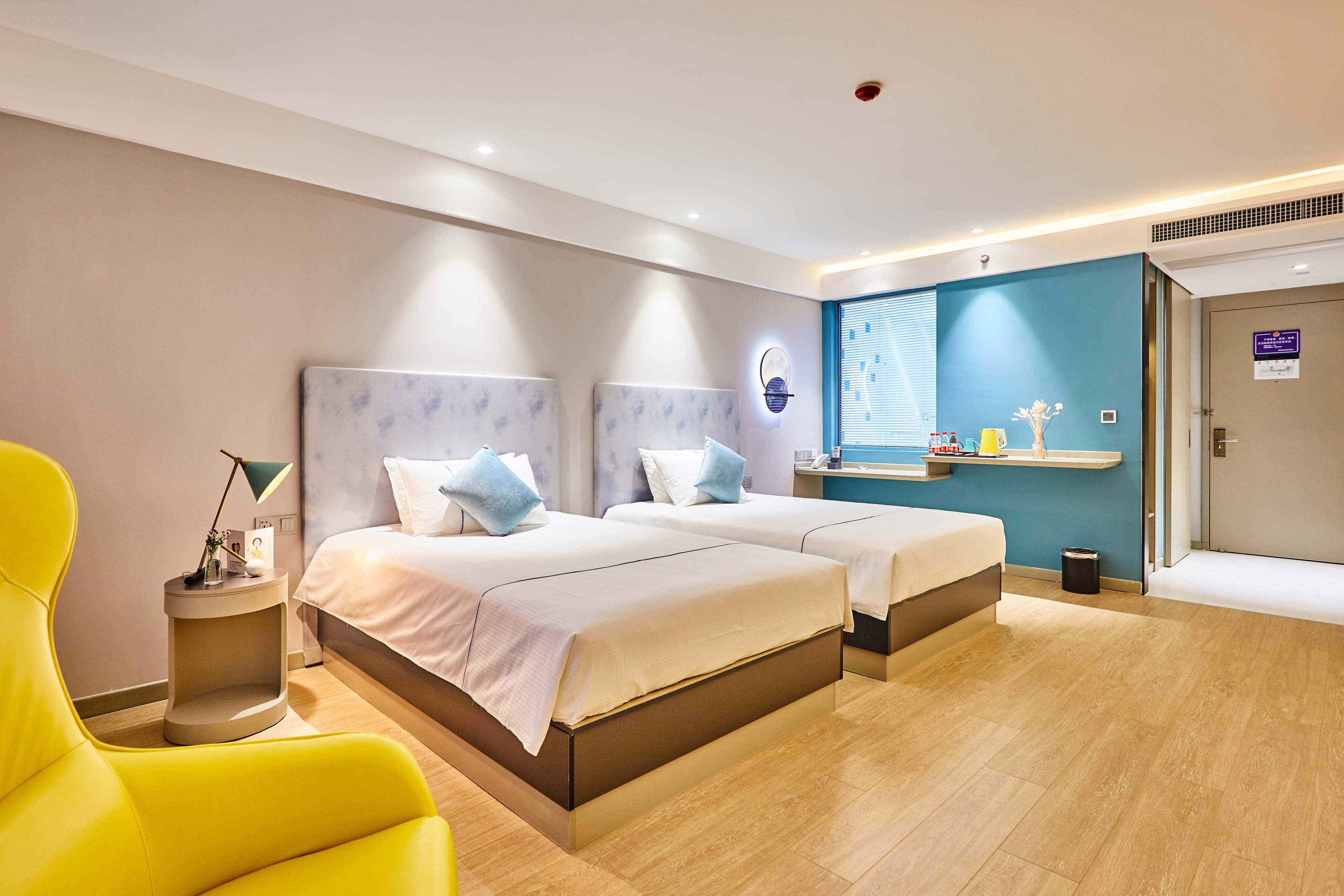 Magnotel Hotel (Weinan Duhua Road Haixing City) Hotel Overview