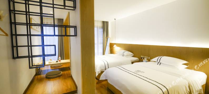 喜柚轻奢民宿(古城虹桥店)图片