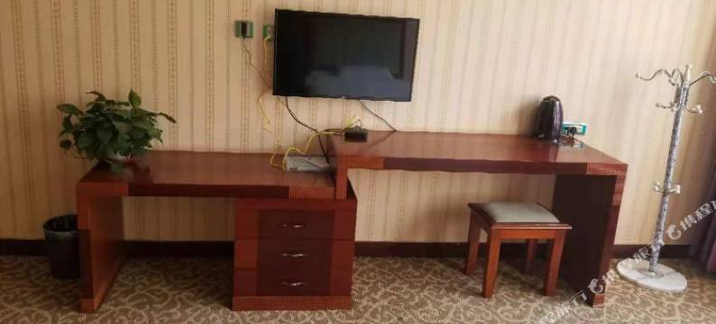 察右中旗花旗商务宾馆图片