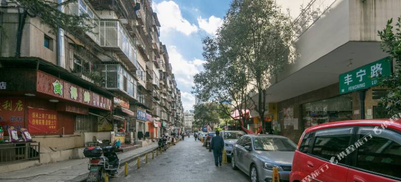 悦乐格调酒店(昆医附二院店)图片