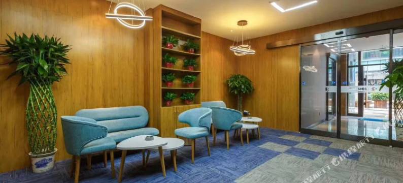 沈阳漫季U+酒店(浑南区政府世纪大厦地铁站店)图片