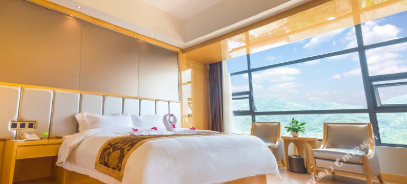 龙门绿源假日酒店图片