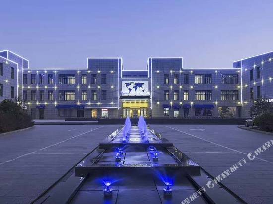 凱里亞德酒店(上海嘉定寶龍廣場店)