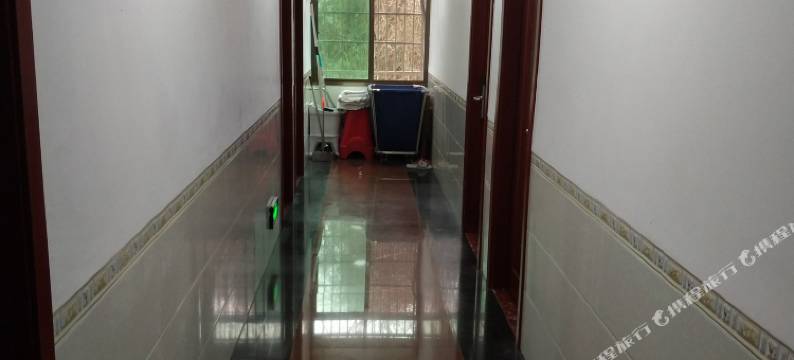 湘乡假日酒店(水府庙店)图片