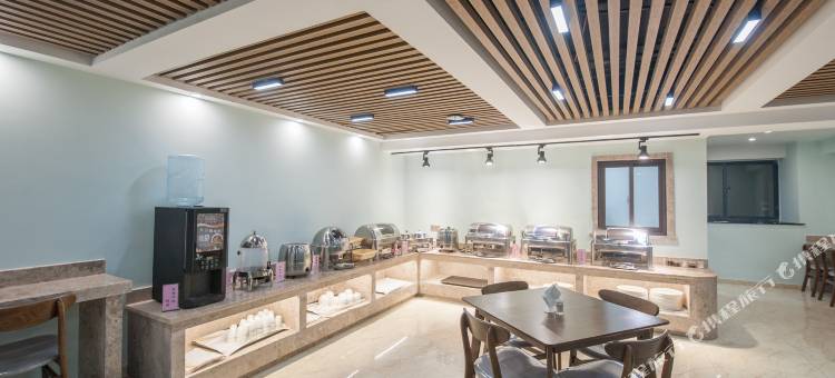 艺龙瑞云酒店(蚌埠嘉年华店)图片