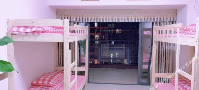 湛江自由空间青年旅馆图片