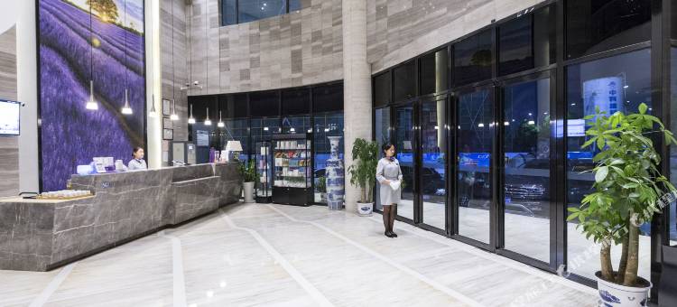 麗枫酒店(南昌新建吾悦广场前湖大学城店)图片