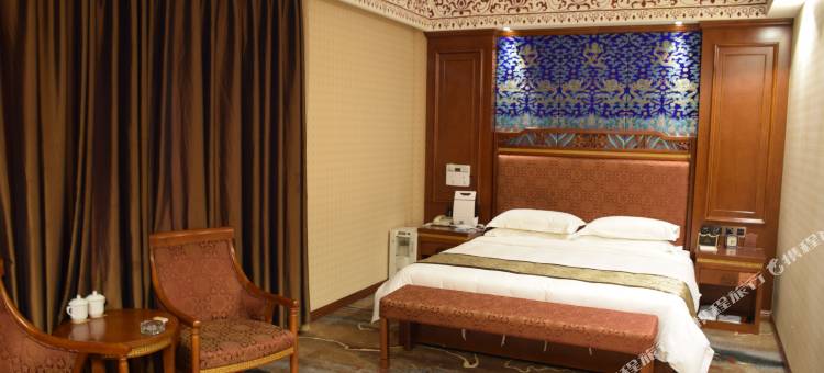 石渠香德尼玛大酒店图片