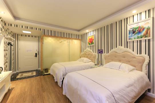 浦江海潮时尚酒店(黄宅车站店)