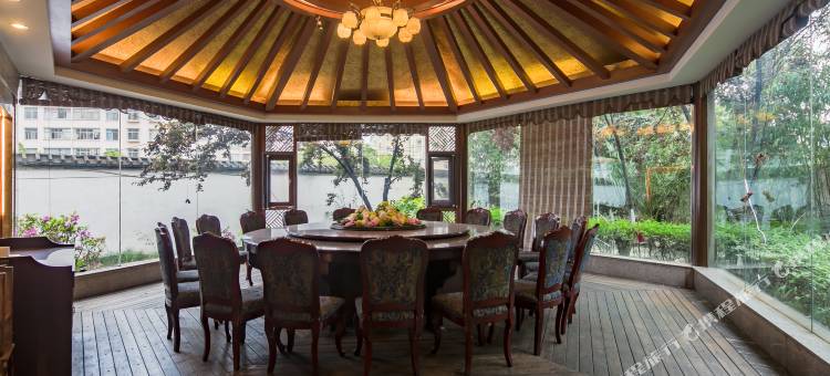 富源百庭酒店图片